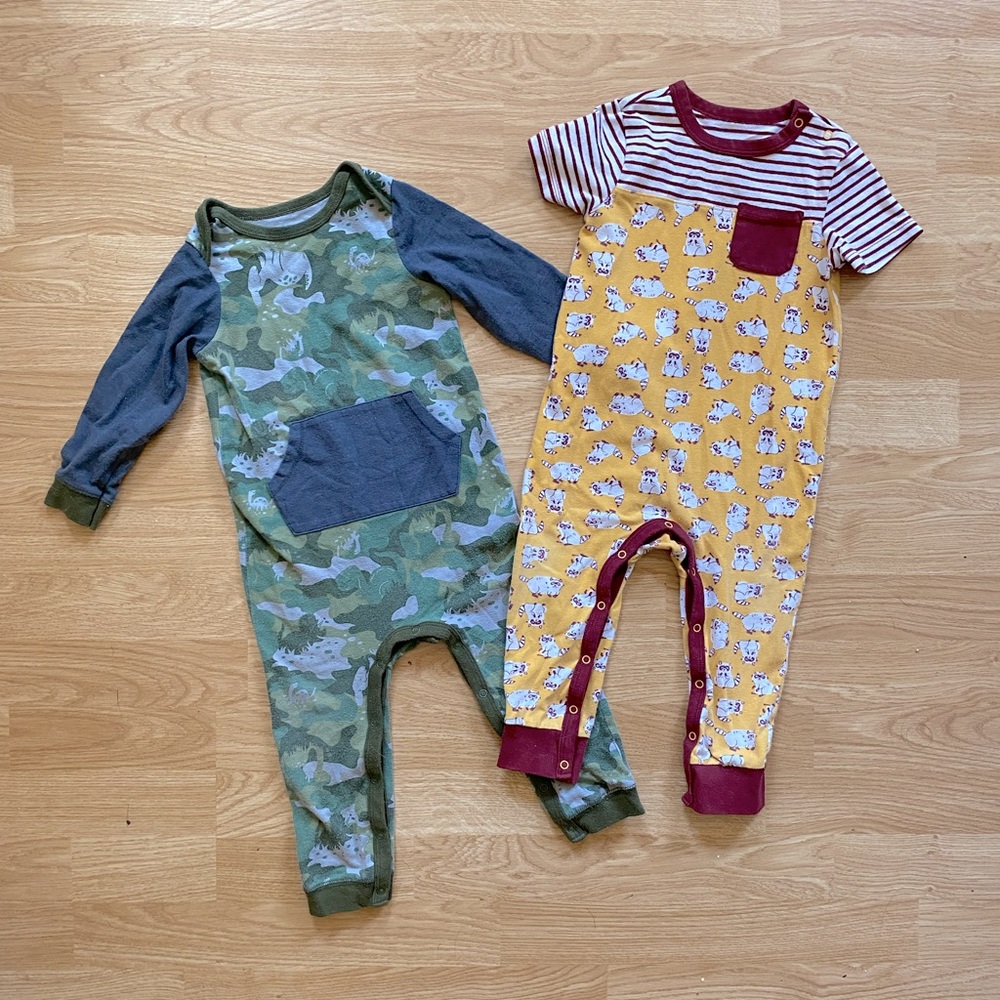 Bundle of Two Rompers 🛍